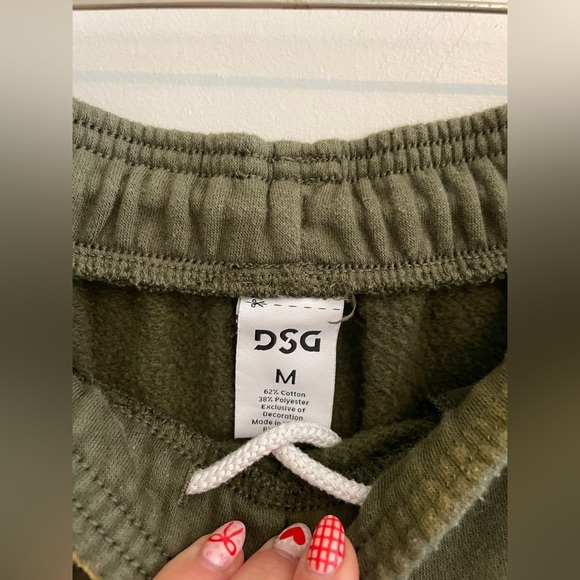 DSG Army Green Sweat Set with Quilted Sweatshirt - Picture 7 of 8